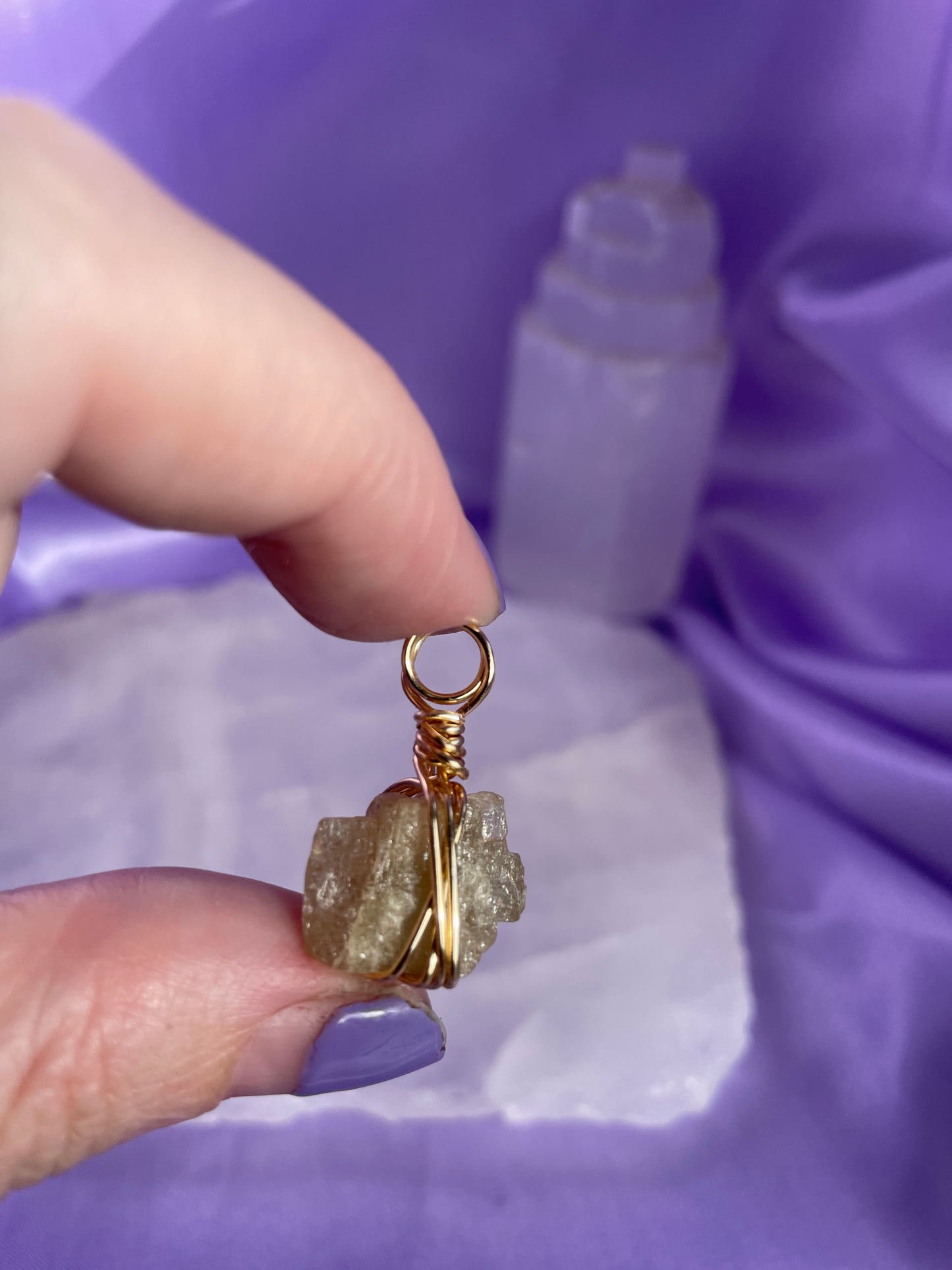 Golden Apitite - Gold 20”