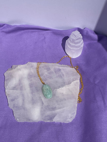 Amazonite oval - Gold