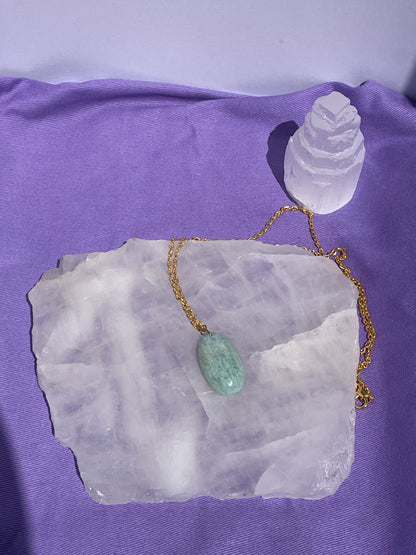 Amazonite oval - Gold
