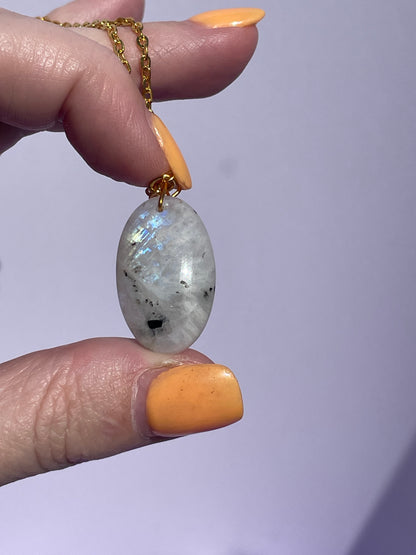Rainbow Moonstone Oval- Gold