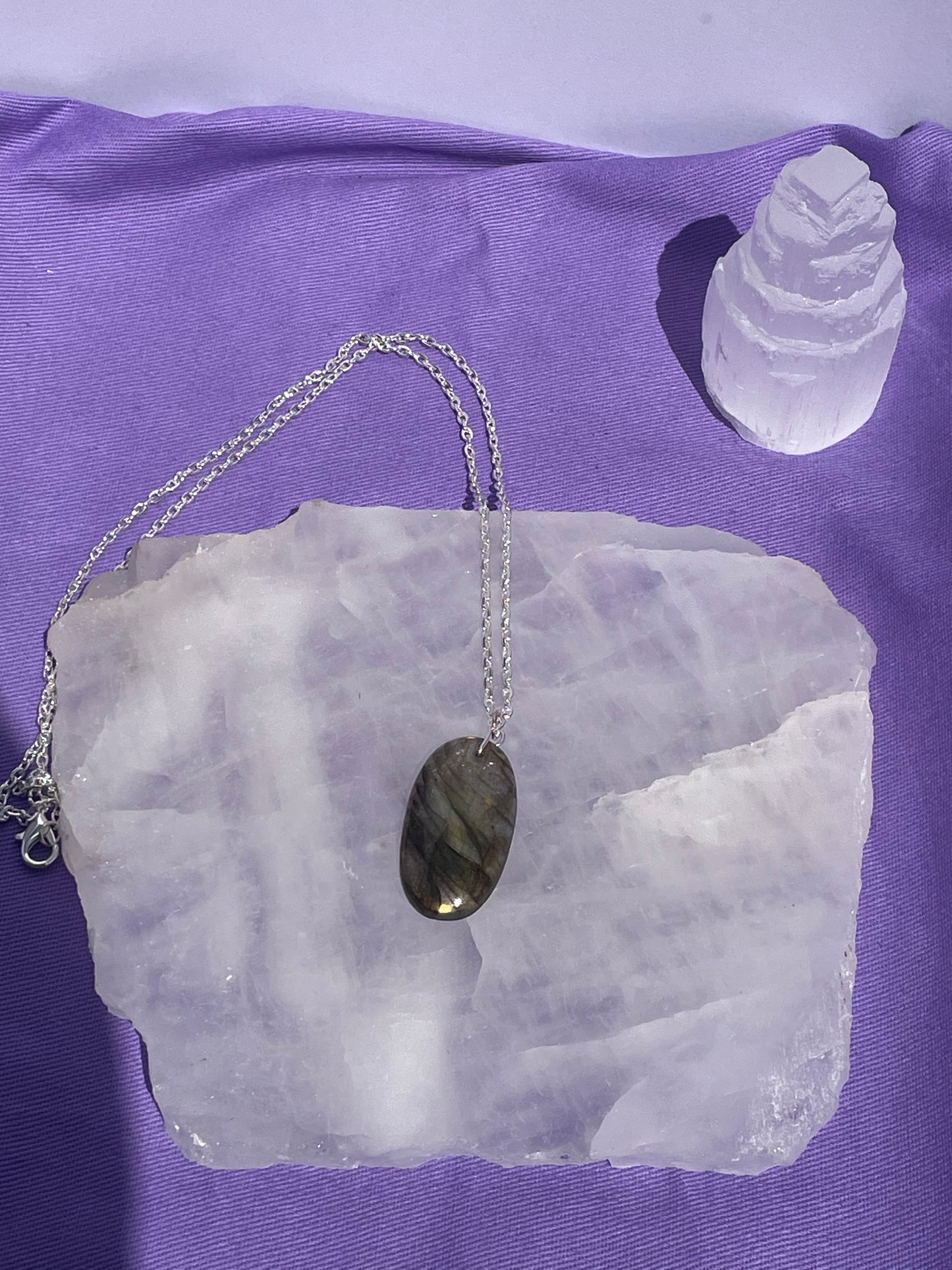 Labradorite oval - Silver