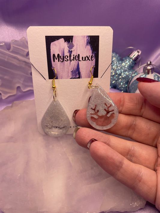 Reindeer Hollow Resin