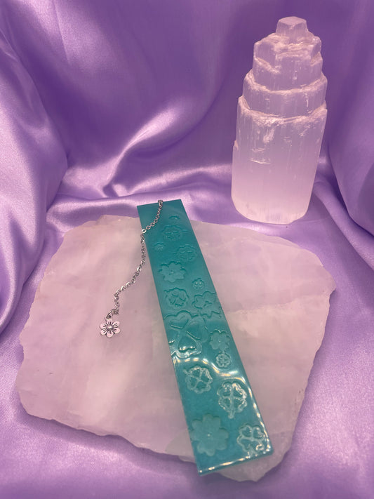 Flower bookmark with Chain-flower