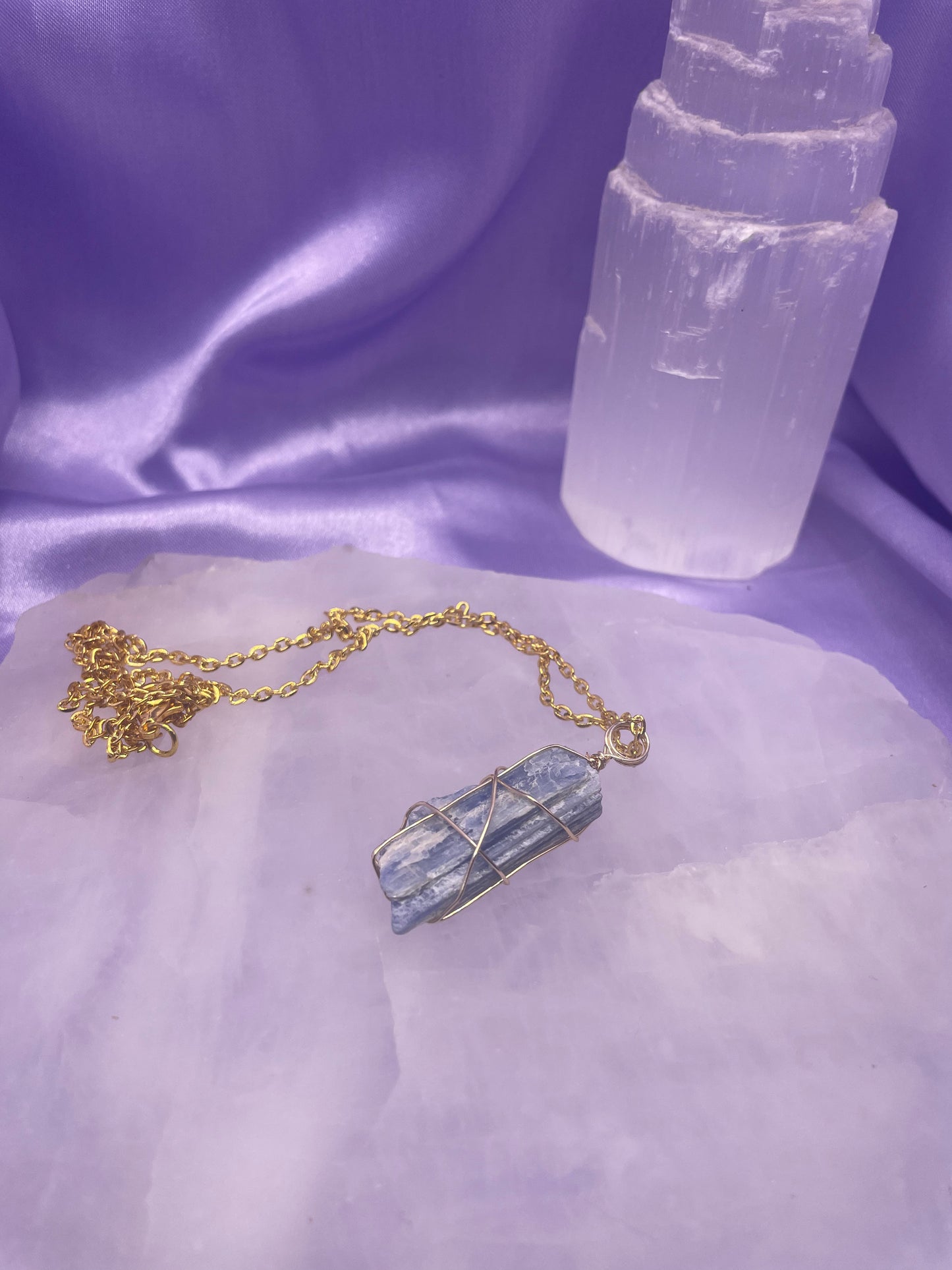 Blue Kyanite Gold - 20”/51cm