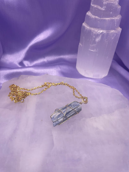 Blue Kyanite Gold - 20”/51cm