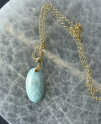 Amazonite oval - Gold