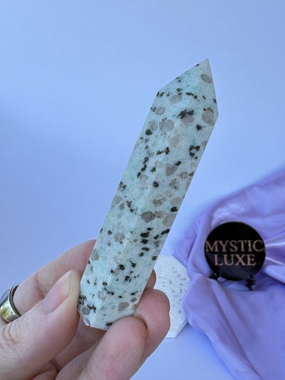 Kiwi Jasper Towers