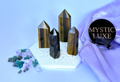 Tiger Eye Towers (golden)
