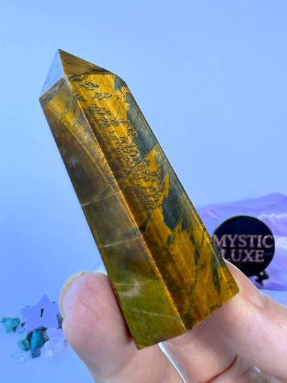 Tiger Eye Towers (golden)
