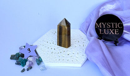 Tiger Eye Towers (golden)